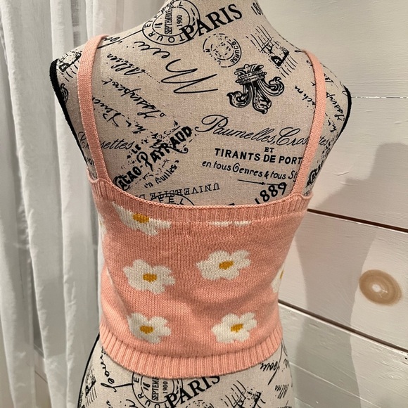 Altar’d State Floral Pink Knit Crop Top, size M, summer, midriff, pastel, GUC - Picture 2 of 6